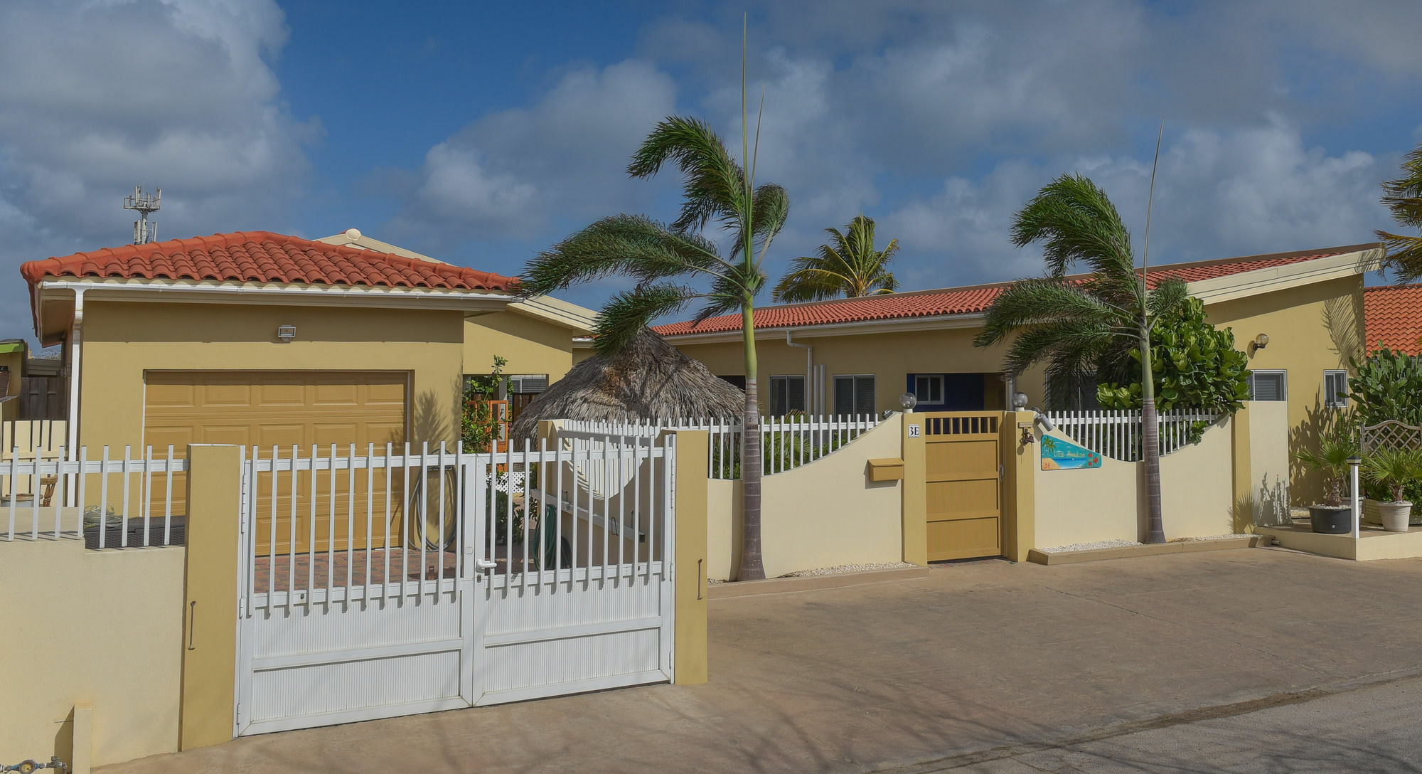 Little Paradise Aruba Vacation Apartments Палм Бийч Екстериор снимка